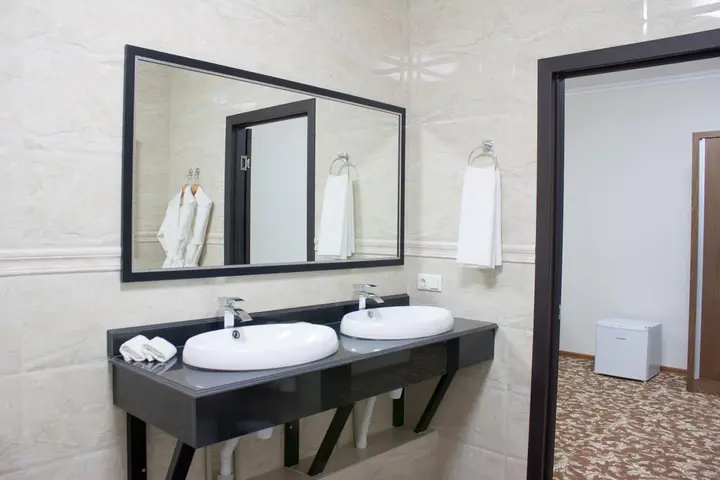 Алматы: Business Hotel Almaty
