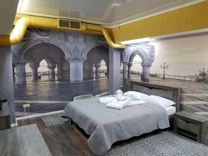 Алматы: L.E.S. Hostel
