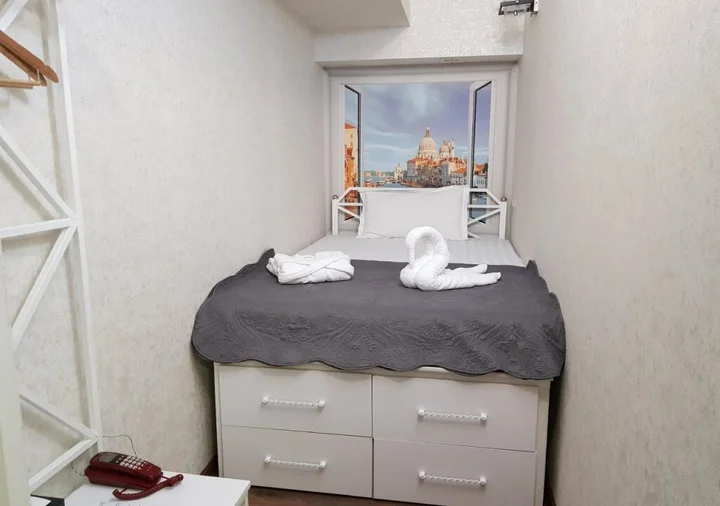 Алматы: L.E.S. Hostel