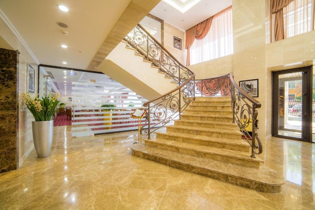 Алматы: Отель Shera Inn