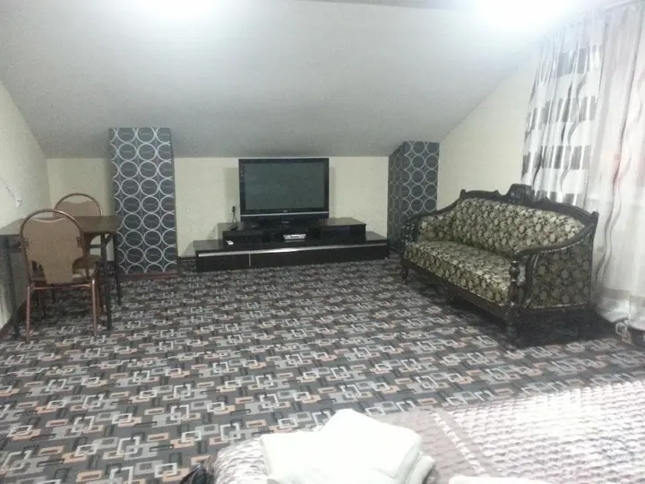 Алматы: London House