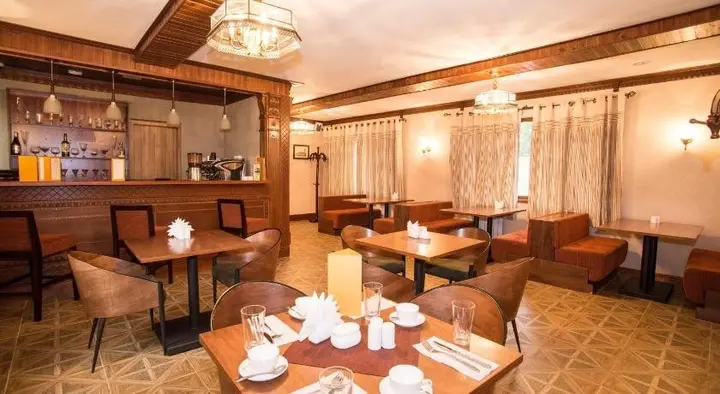 Алматы: Urban Luxe Hotel