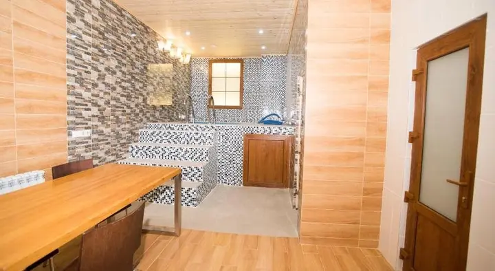 Алматы: Urban Luxe Hotel