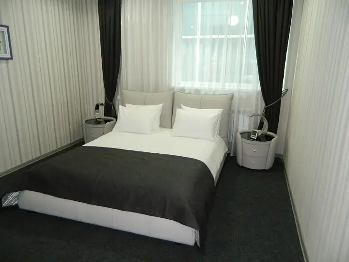 Актау: Mandarin Hotel & Fitness Center