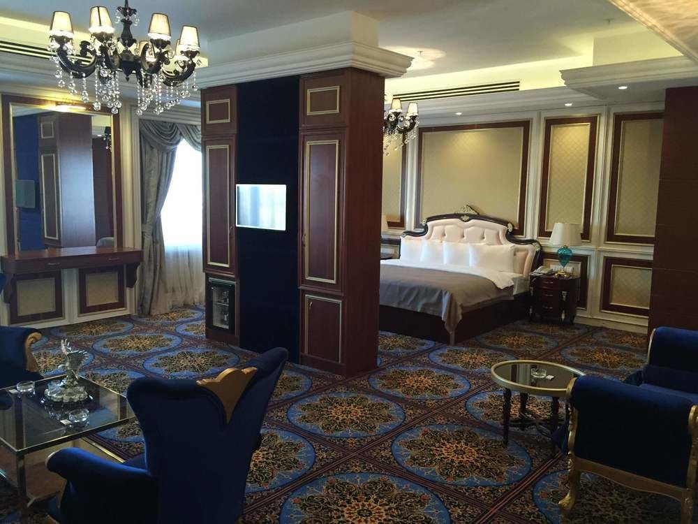 Капчагай: Royal Plaza Hotel and Casino