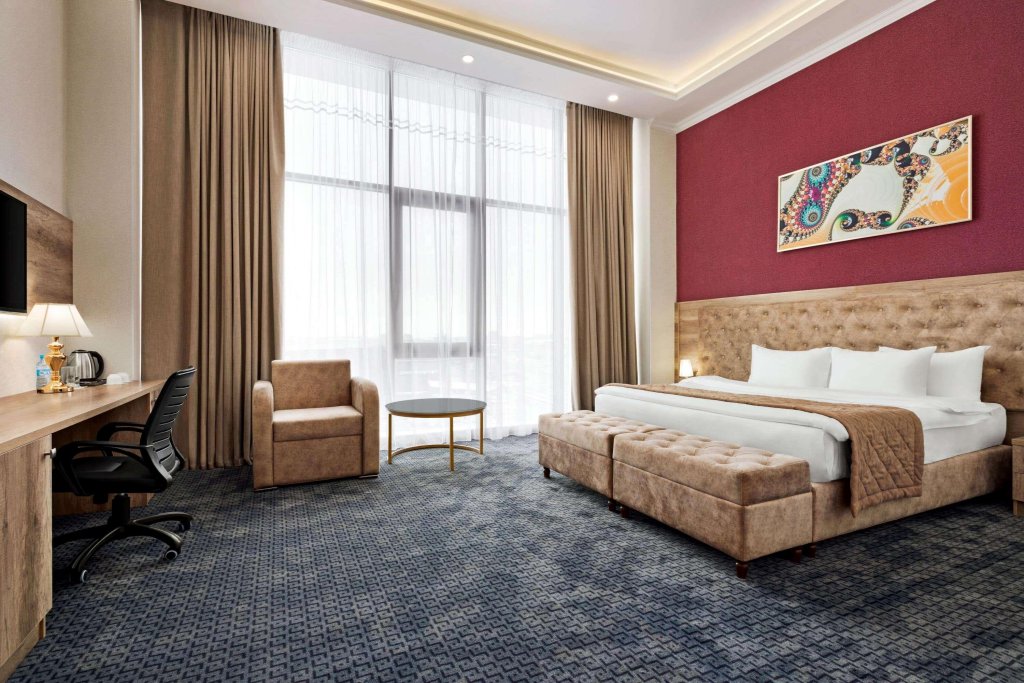 Шымкент: Отель Ramada by Wyndham Шымкент