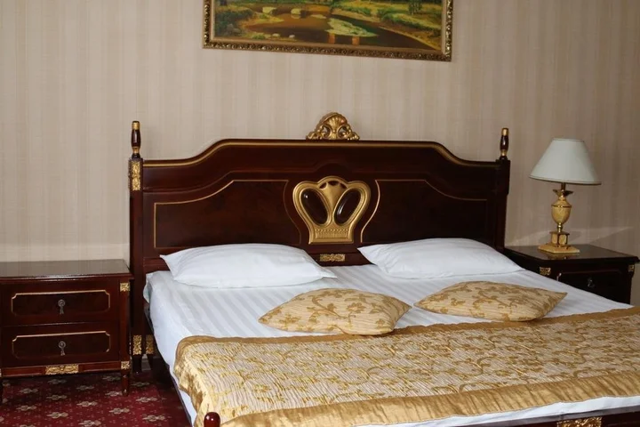 Усть-Каменогорск: Gold Star (Голд Стар)