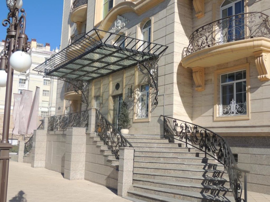 Астана: Отель Monaco