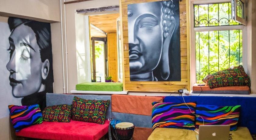 Алматы: Hostel Loco