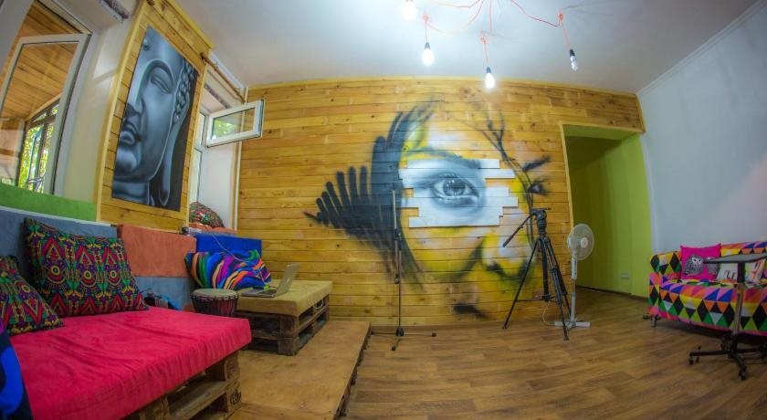 Алматы: Hostel Loco