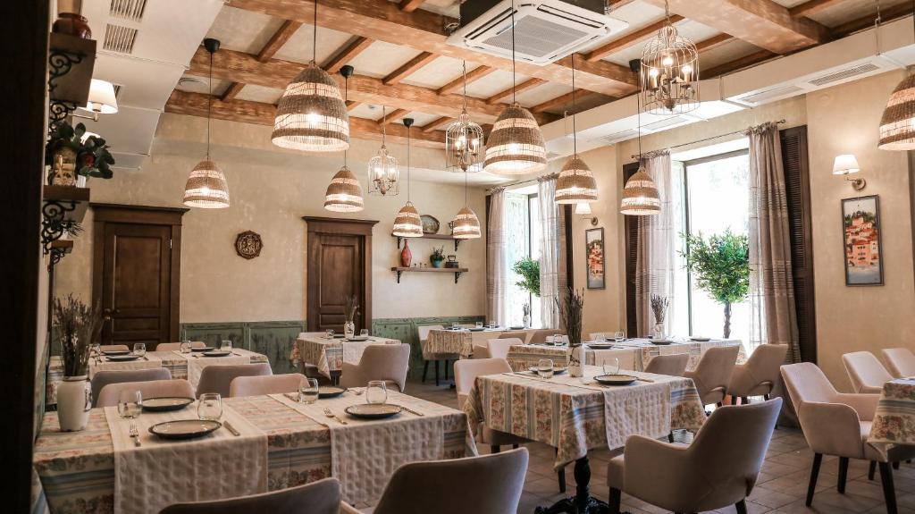 Усть-Каменогорск: 7 Boutique Hotel