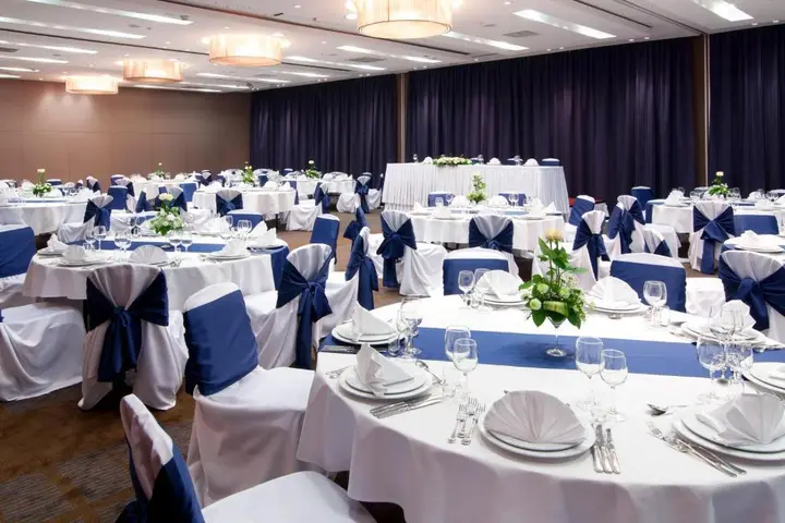 Алматы: Holiday Inn Almaty