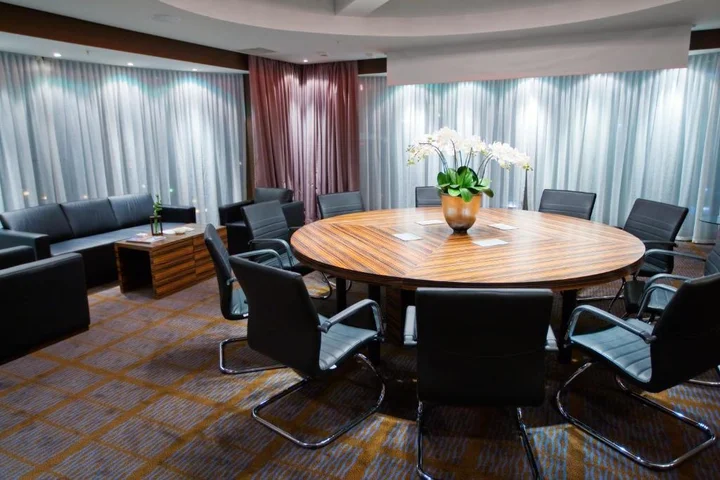 Алматы: Holiday Inn Almaty