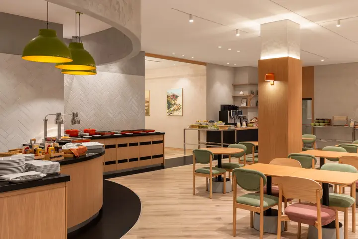 Алматы: Holiday Inn Almaty