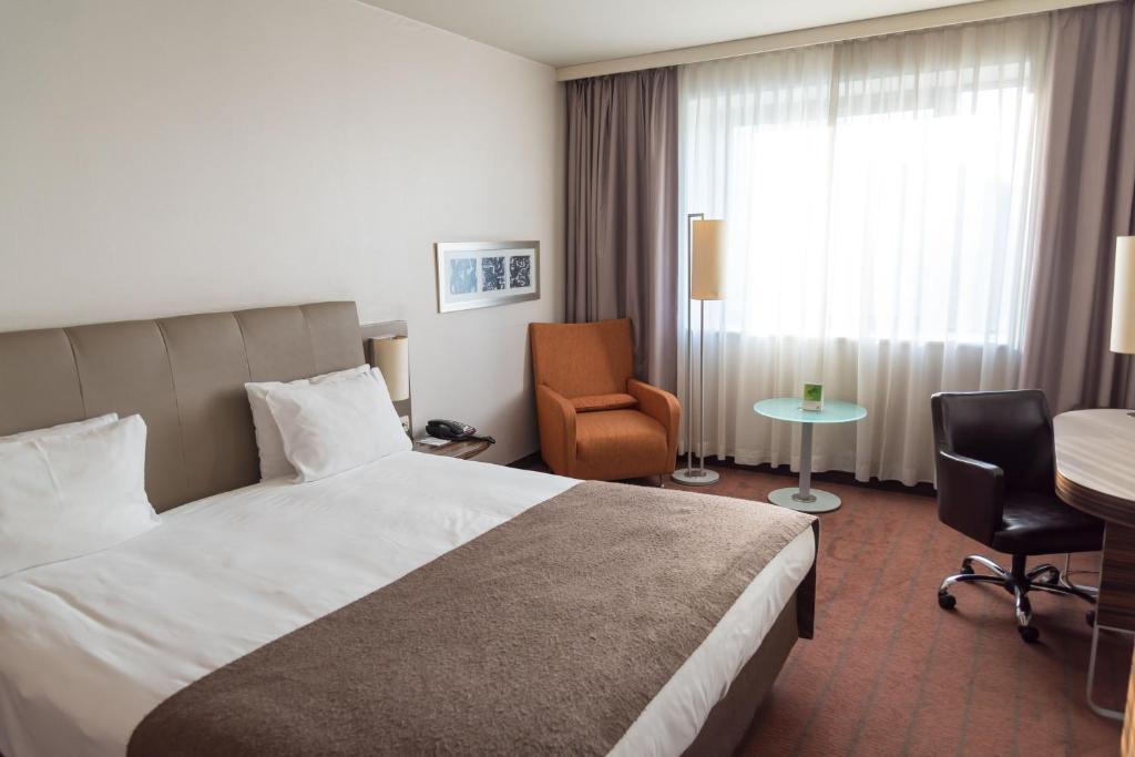 Алматы: Holiday Inn Almaty