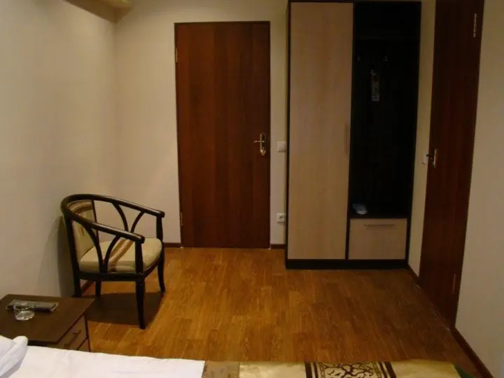 Алматы: Kausar Hotel