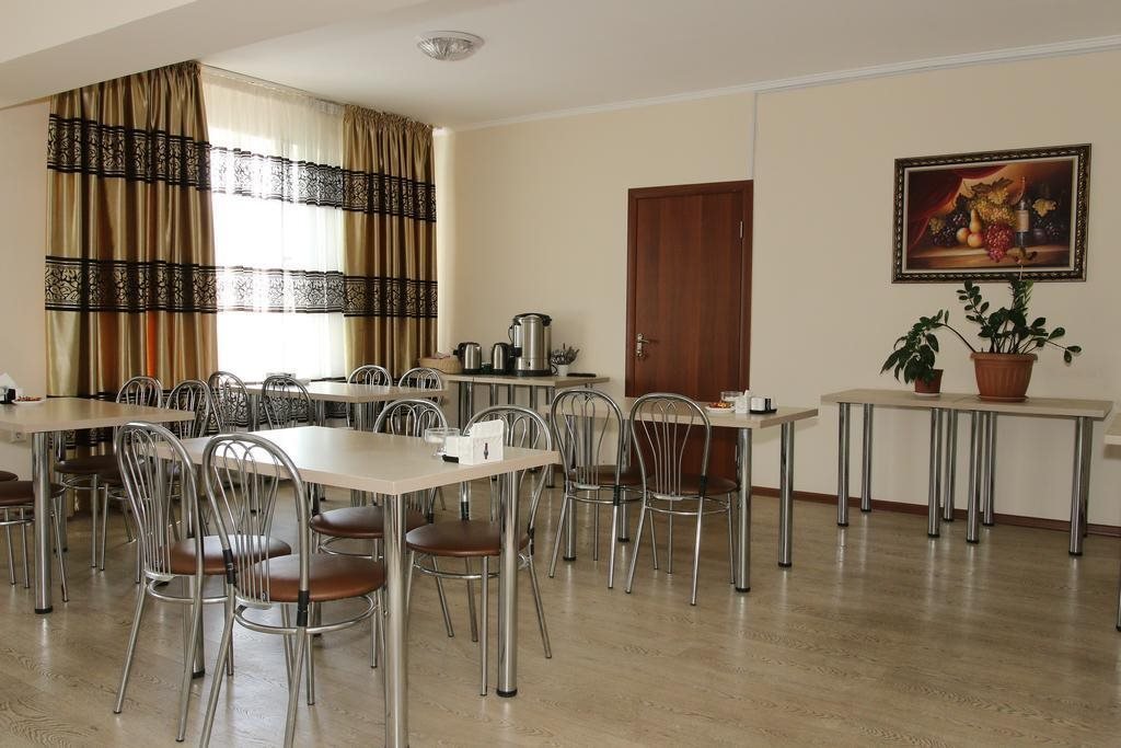 Алматы: Kausar Hotel