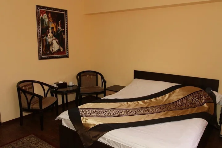 Алматы: Kausar Hotel
