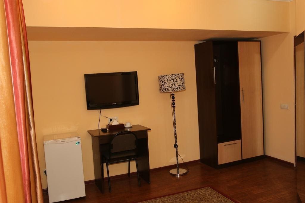 Алматы: Kausar Hotel