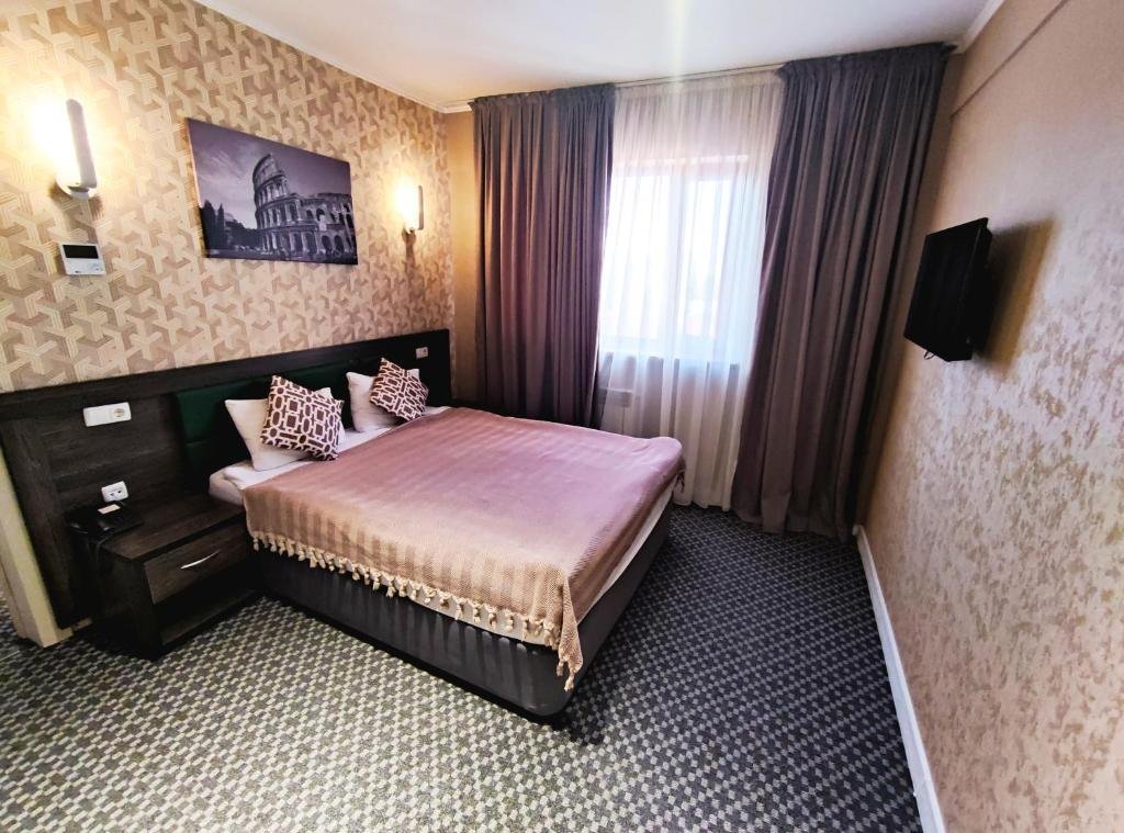 Алматы: Отель Golden Palace