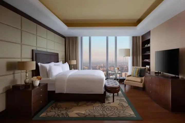 Алматы: Отель The Ritz-carlton, Almaty