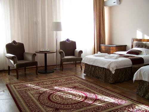 Усть-Каменогорск: Ainaline Hotel