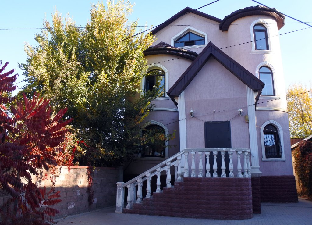 Алматы: Хостел Almaty Backpackers