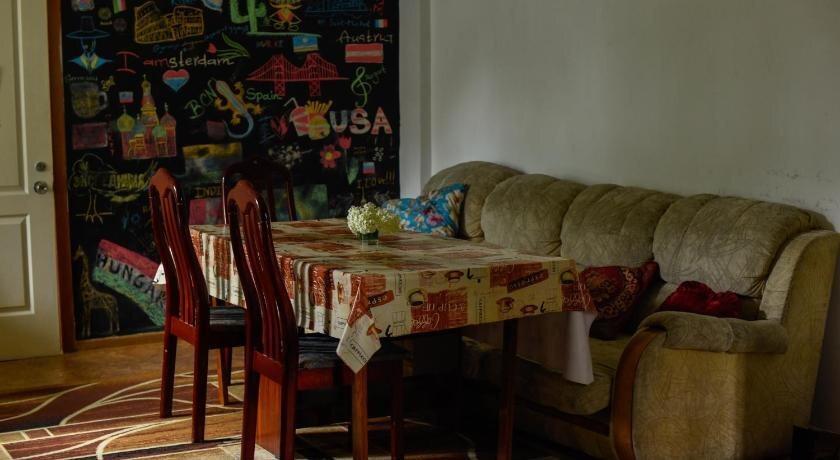 Алматы: Almaty Hostel Dom