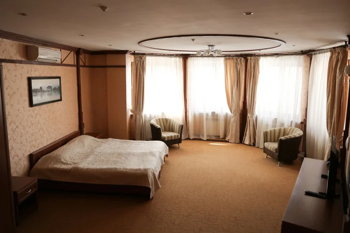 Алматы: Отель Alpen Ville