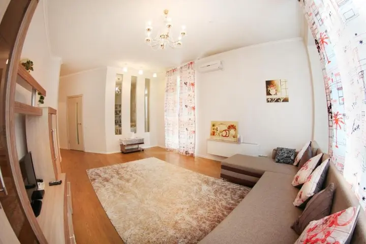 Алматы: Apartments on Navoi 68