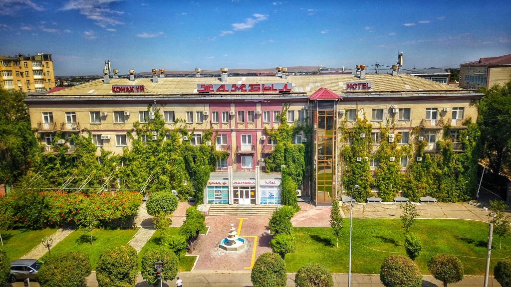 Тараз: Отель Жамбыл