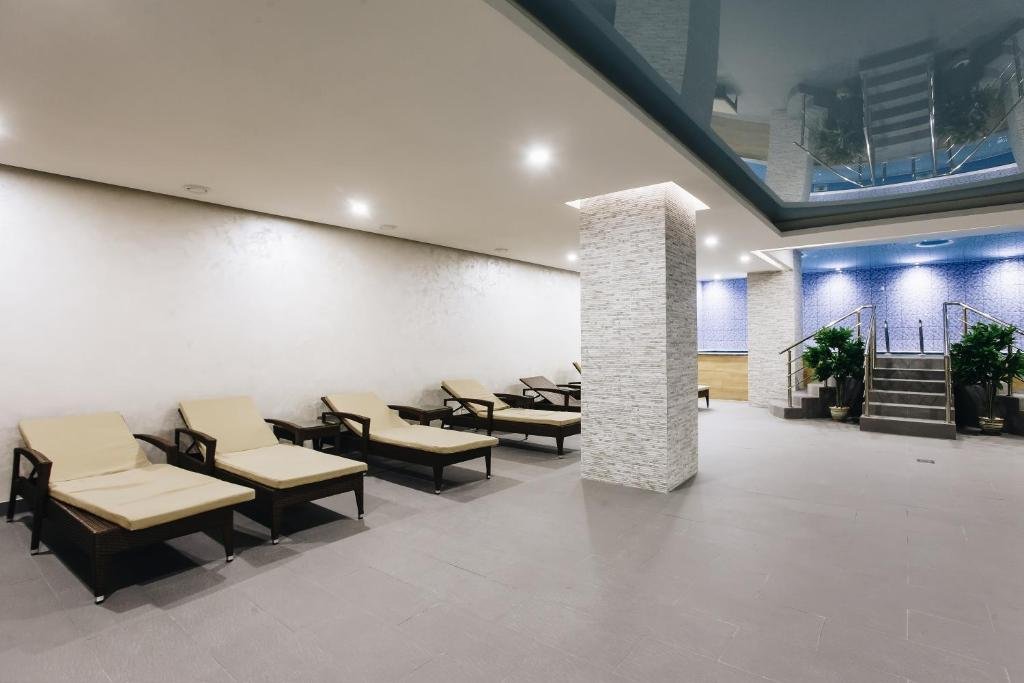 Алматы: Renion Park Hotel