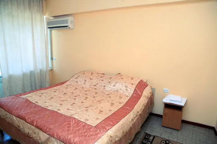 Капчагай: Гостинца Или