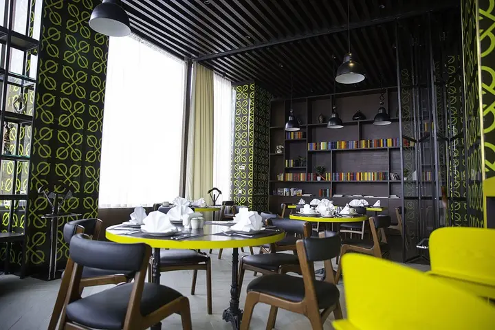 Алматы: Maqan Hotel Almaty