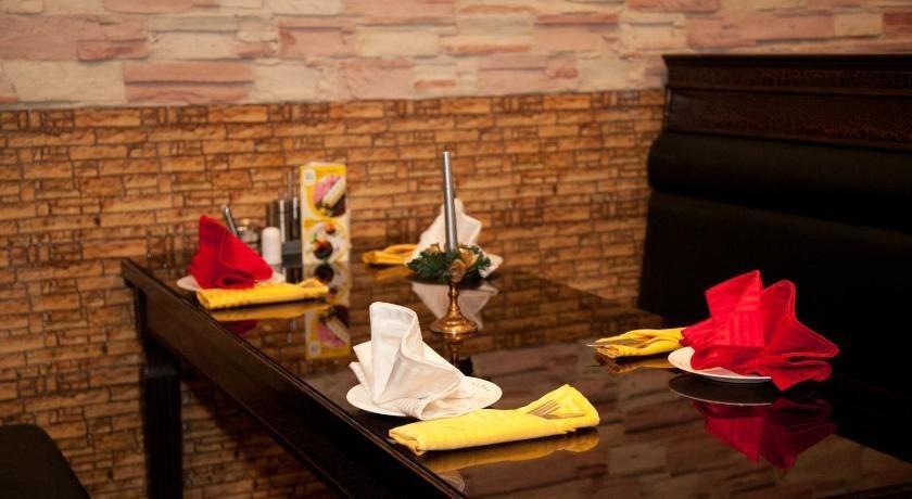 Алматы: Qazybek Hotel