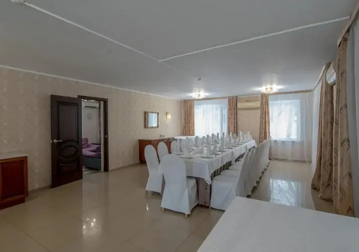 Уральск: Отель Парк Отель