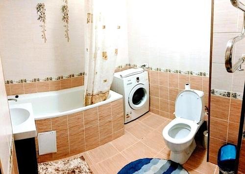 Астана: Apartment on Sauran Str Center