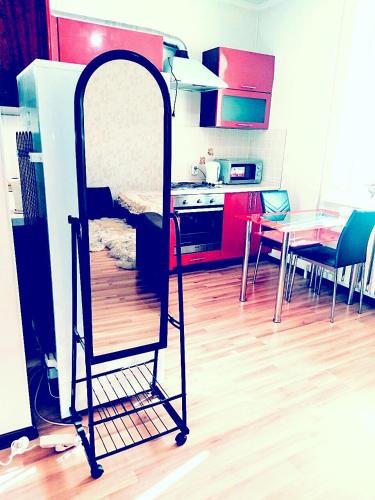 Астана: Apartment on Sauran Str Center