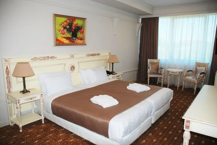 Алматы: Golden Mir Hotel & Spa
