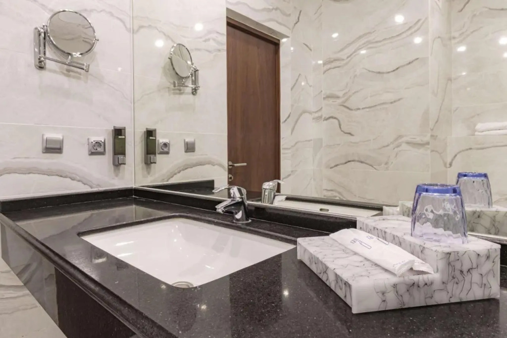 Астана: Отель Best Western Plus Astana