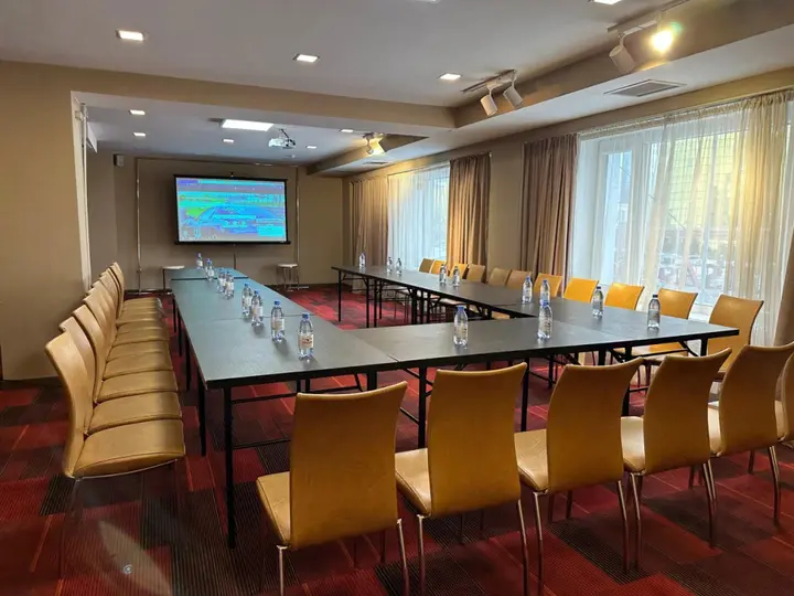 Астана: Отель Best Western Plus Astana