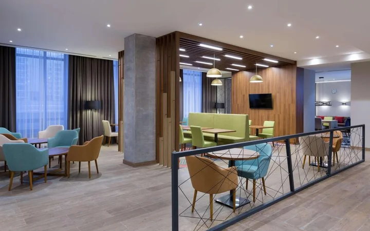 Астана: Отель Hampton by Hilton Astana Triumphal Arch