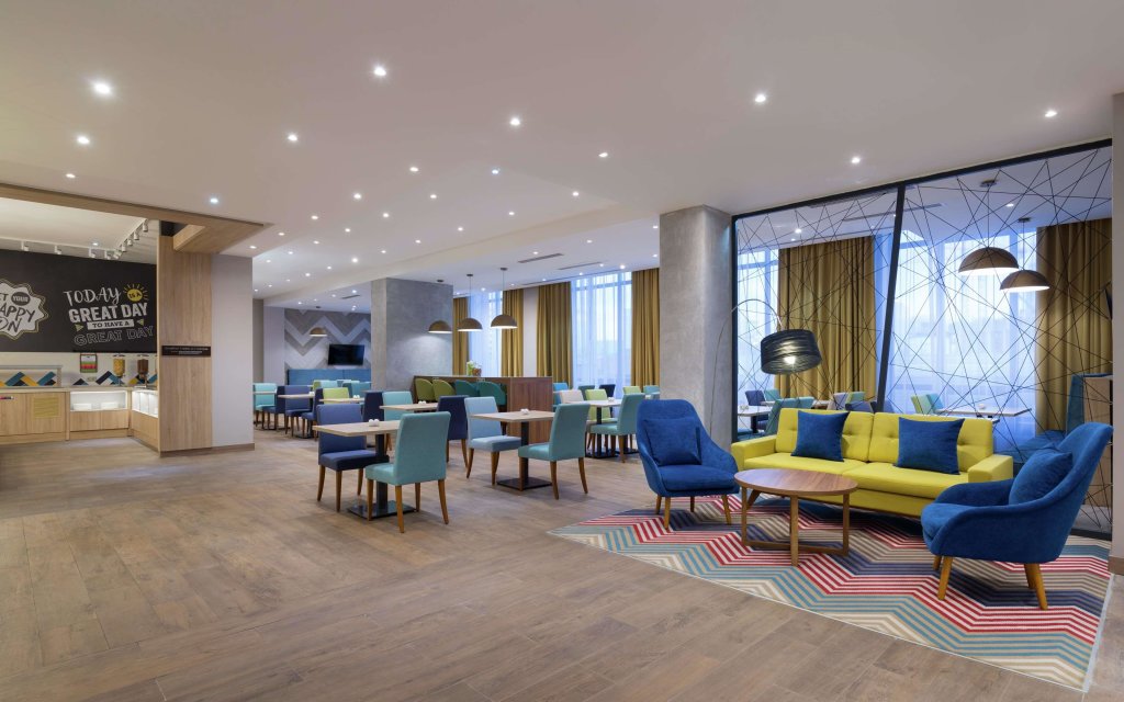 Астана: Отель Hampton by Hilton Astana Triumphal Arch
