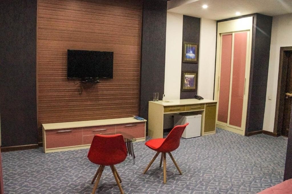 Сарыагаш: Paradise Hotel