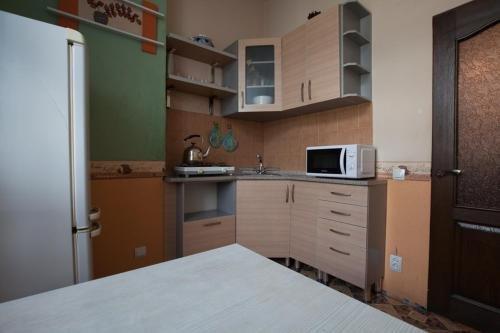 Алматы: Apartments on Mustafa Ozturk