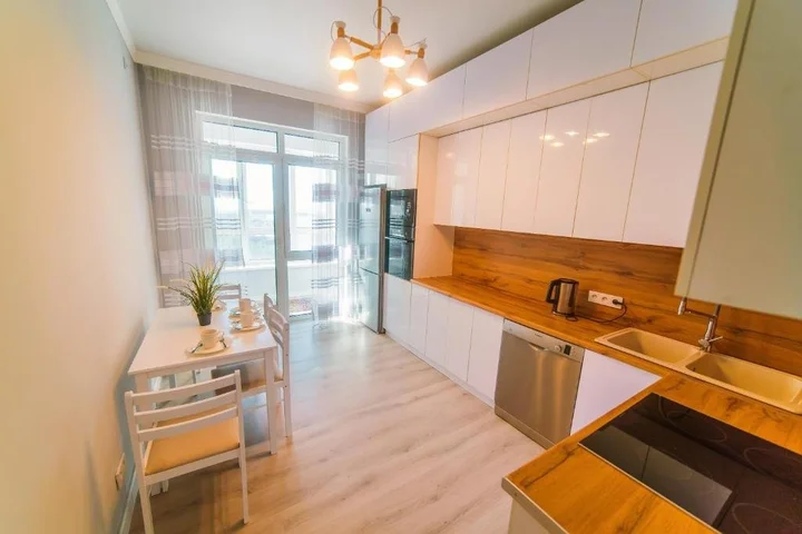 Алматы: Manica Central Avenue