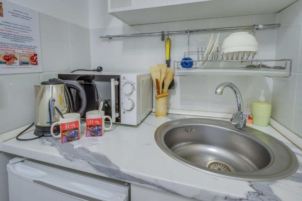 Алматы: YourHouse mikrorajon 1, dom 23 - ekonomichnee kvartiry, ujutnee gostinitsy