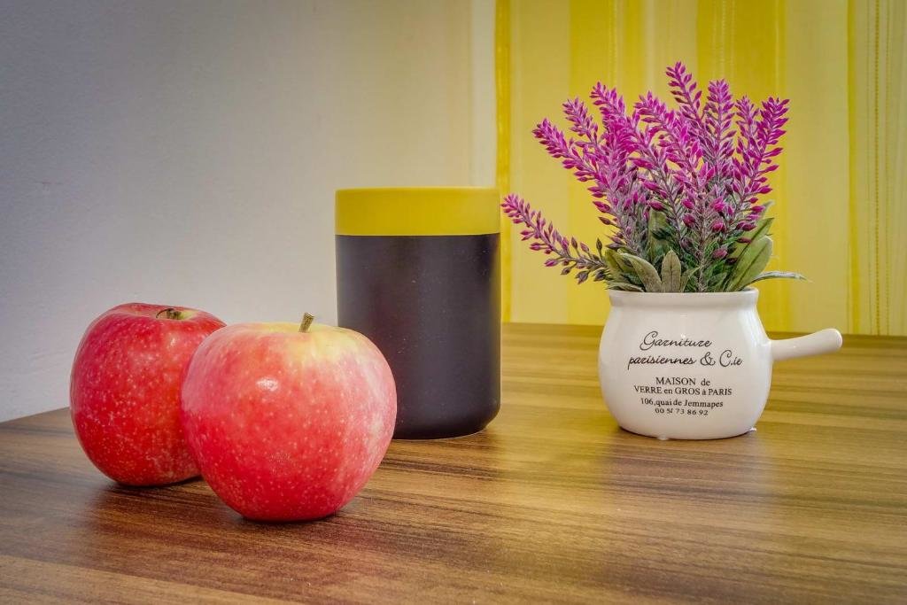 Алматы: YourHouse mikrorajon 1, dom 23 - ekonomichnee kvartiry, ujutnee gostinitsy