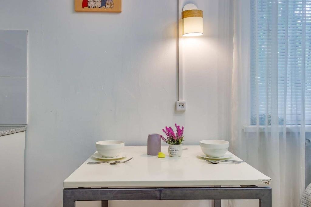 Алматы: YourHouse mikrorajon 1, dom 23 - ekonomichnee kvartiry, ujutnee gostinitsy