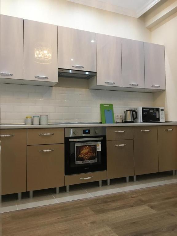 Актау: Trillioner Apartment 885